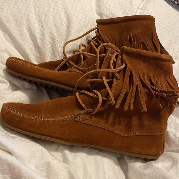 Minnetonka Brown Suede Ankle Moccasins - Picture 8 of 8